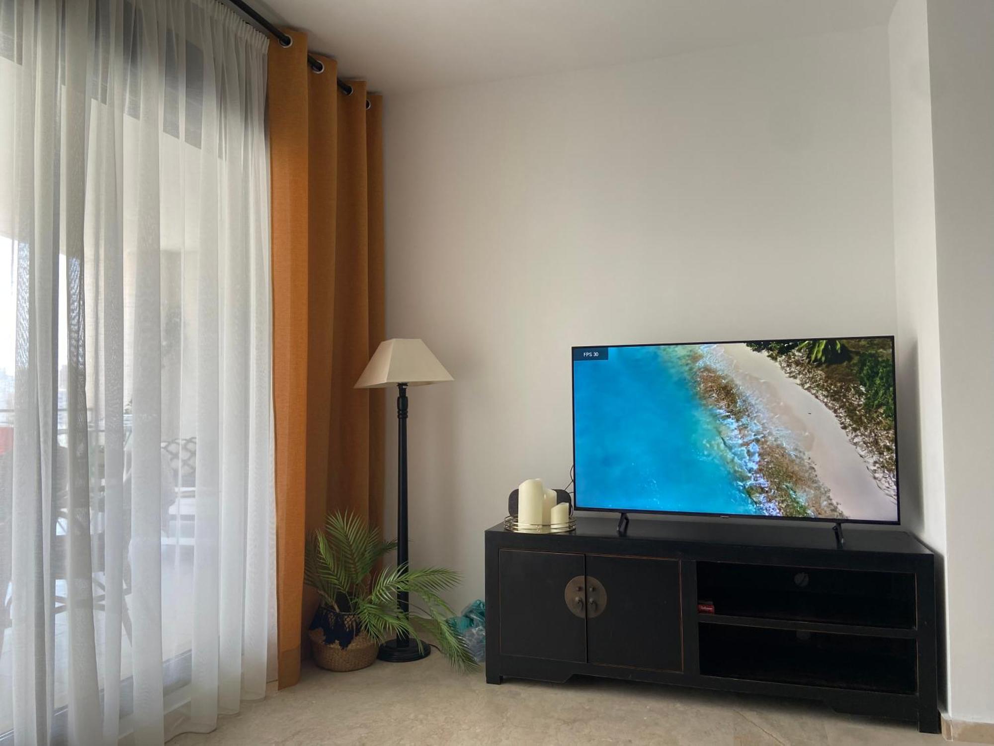 Apartament Oasis Cala Alta New 120qm Free Parking, Pool, 2 Bath, 3bdr, Wi-fi, Air-condit Benidorm