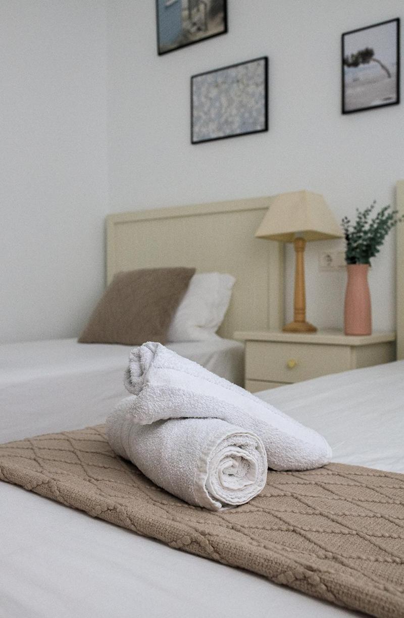 Apartament Oasis Cala Alta New 120qm Free Parking, Pool, 2 Bath, 3bdr, Wi-fi, Air-condit